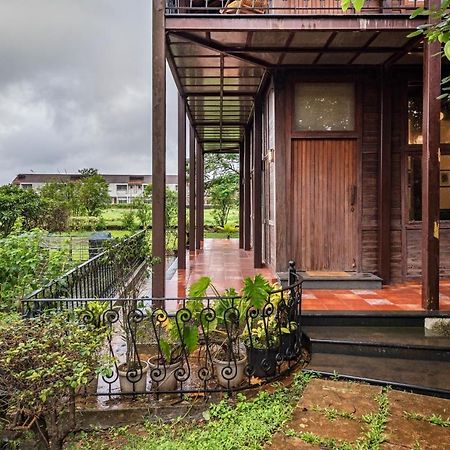 Saffronstays Boulevard Loghouse - A Wooden Chalet Amidst Nature Kārli Esterno foto